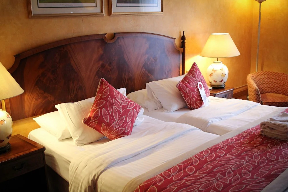Blunsdon House Hotel
