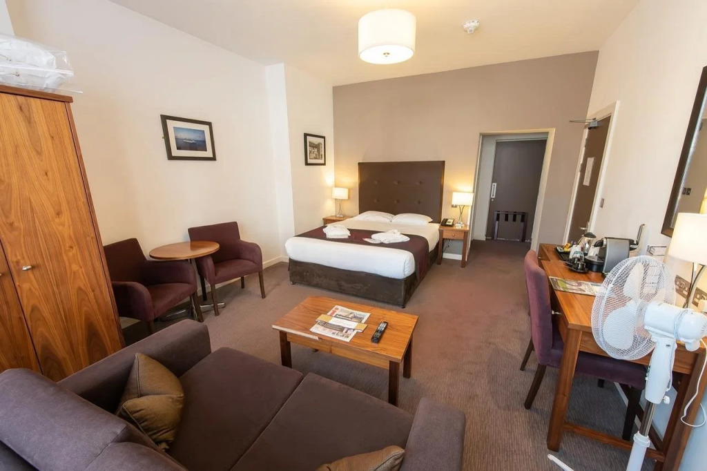 Mercure Southampton Centre Dolphin Hotel