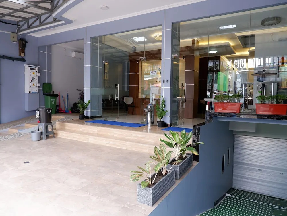 Yufi Syariah Hotel