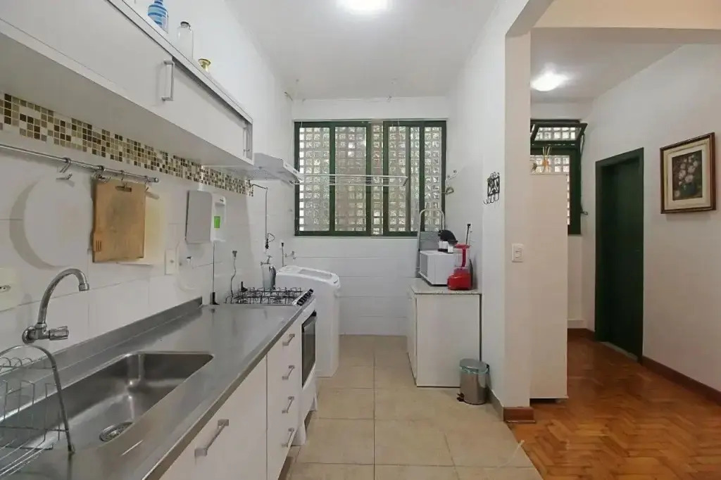 Duplex com cara de lar, a 3 minutos do metrô