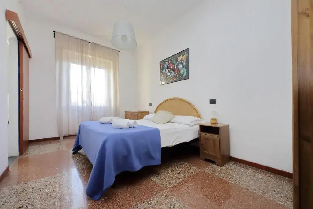 Silvanos Home In Rome