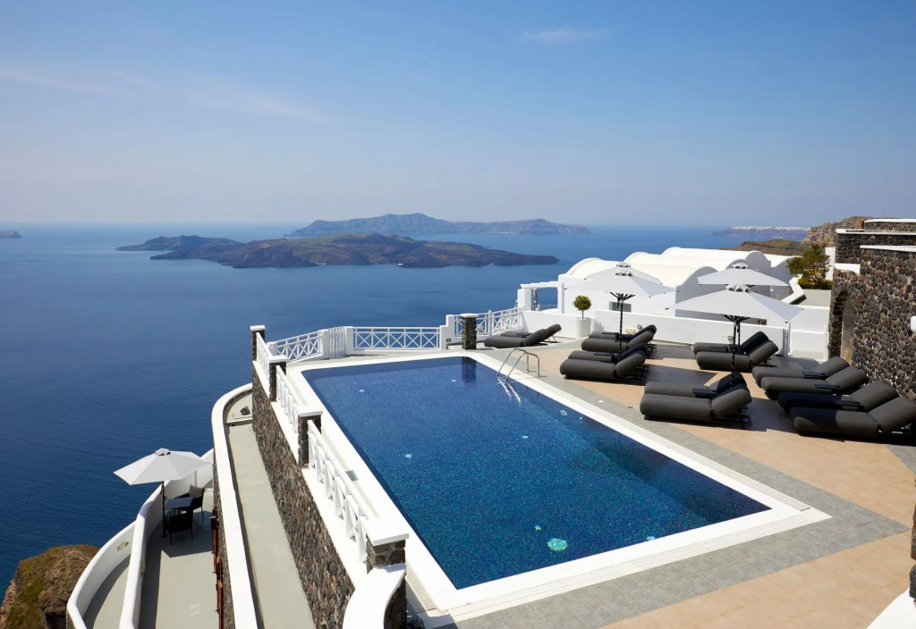 Petit Palace Suites
