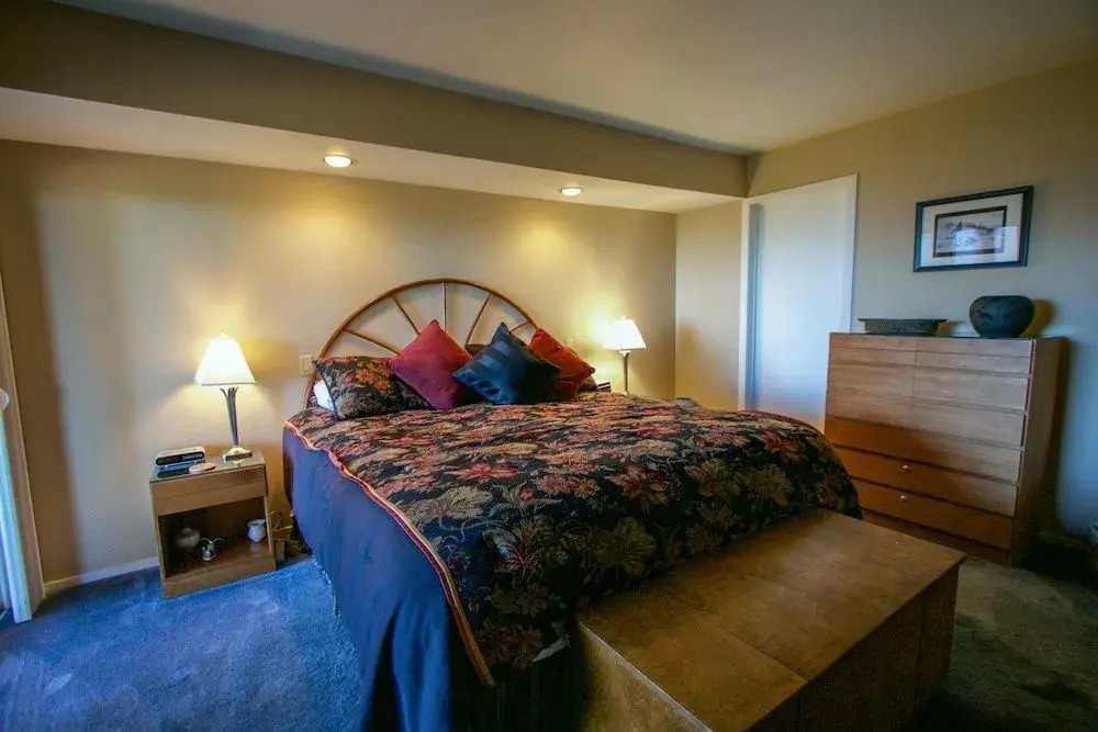 Bridges Townhome 13 Mountain View Townhome just Steps to the Slopes with Private Garage and Washer Dryer by RedAwning