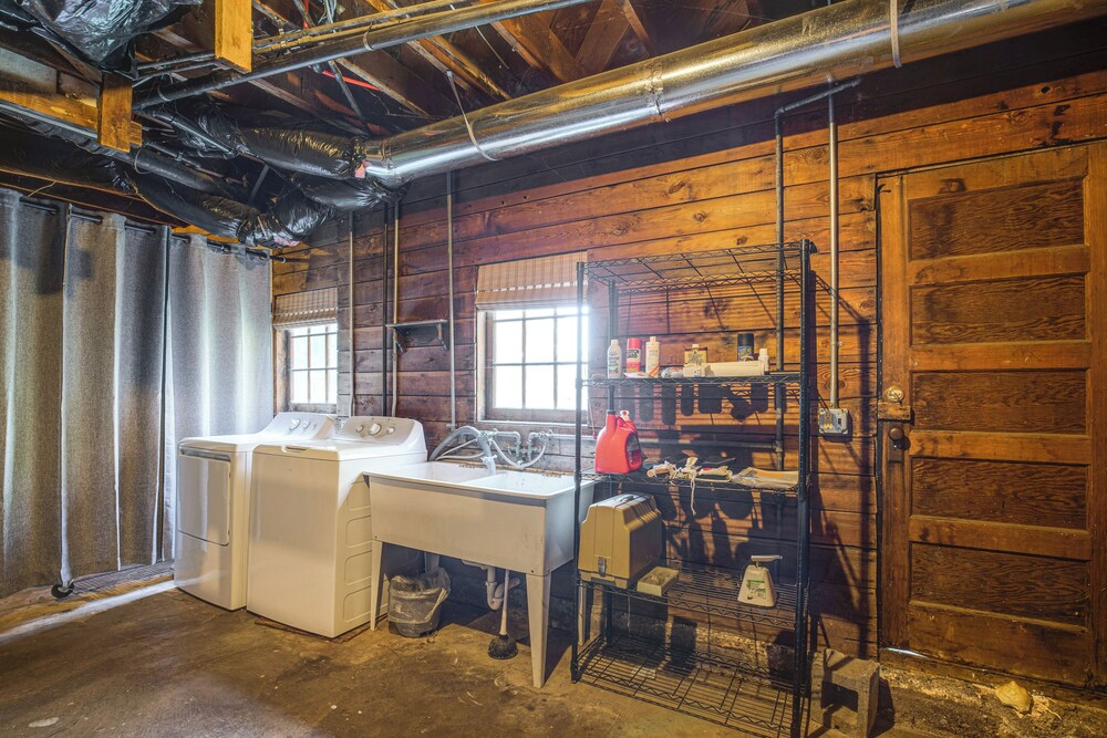 Dog-friendly 'columbia Cottage' in Hood River!