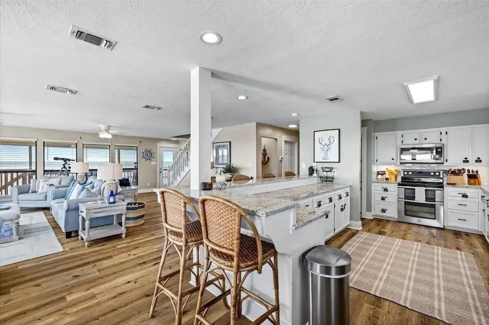 Bay Vista- New Listing In Terramar Beach, 4 Br/ 3 Ba, Boat Slip 4 Bedroom Home