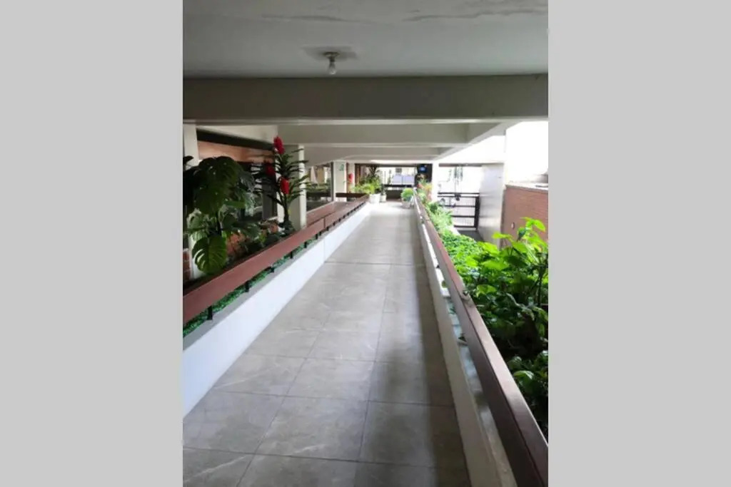 6 - Departamento de 2 dormitorios en area turistica de Miraflores