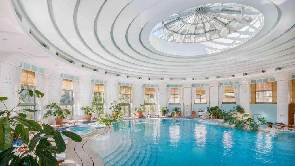 Monte-Carlo Bay Hotel & Resort
