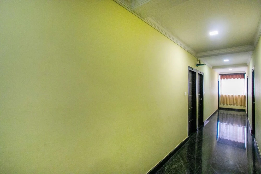 OYO 5641 Hotel Corporate Park Inn