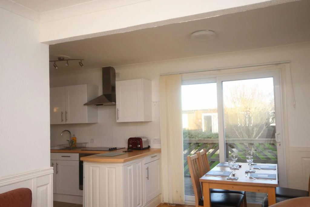 34H Medmerry Park 2 Bedroom Chalet Family Friendly