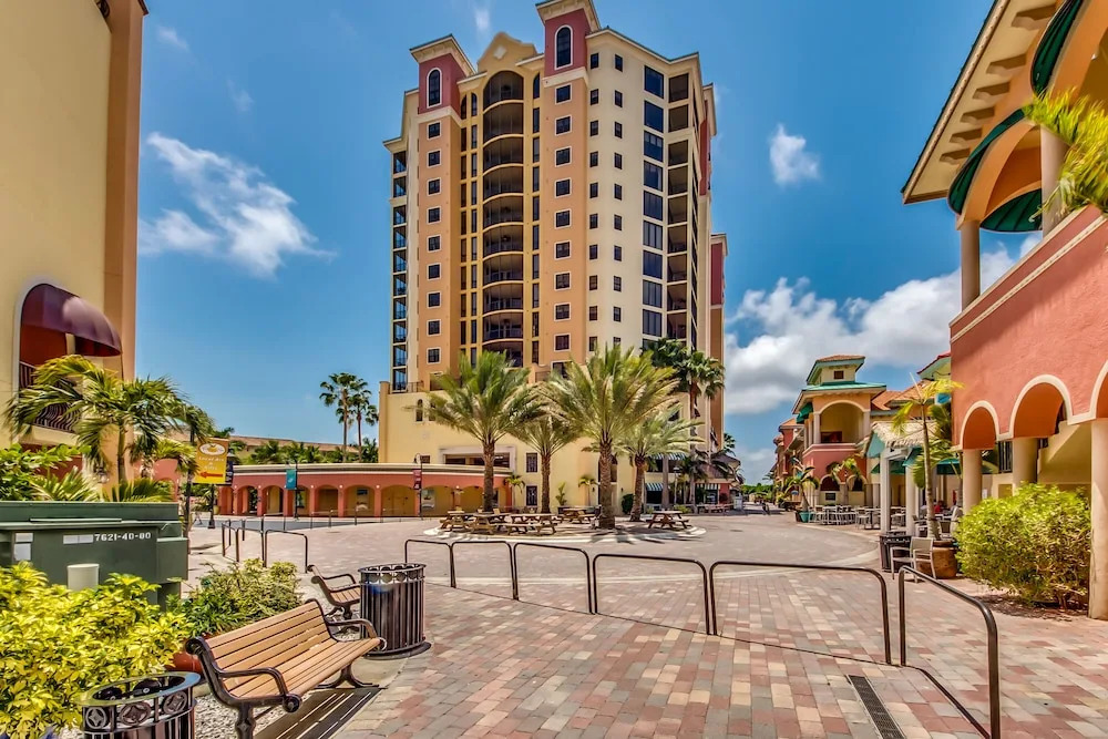 Penthouse at Cape Harbour - Roelens Vacations