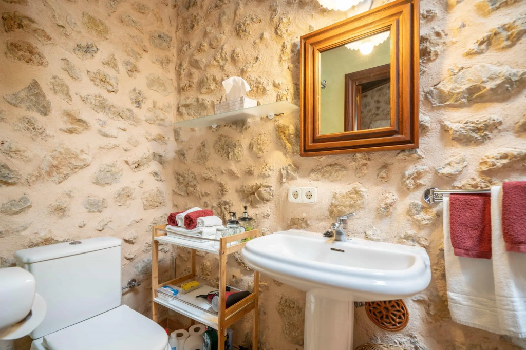 CAN PULIT finca romántica para 2 con piscina y vistas en Selva Mallorca
