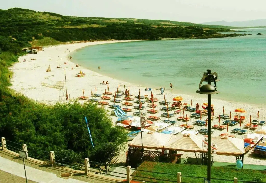 Isola Rossa Borgo Spiaggia
