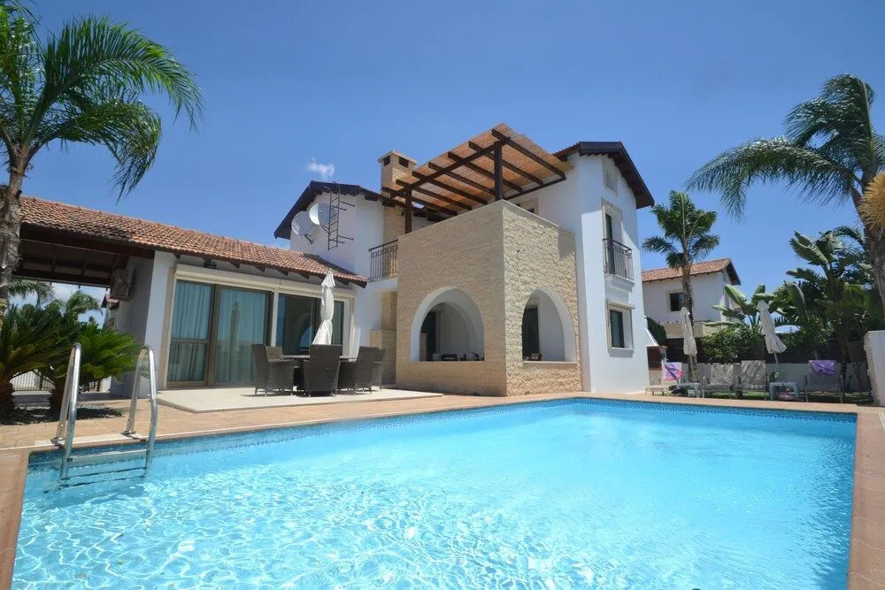 Narcissos Villa Thekla