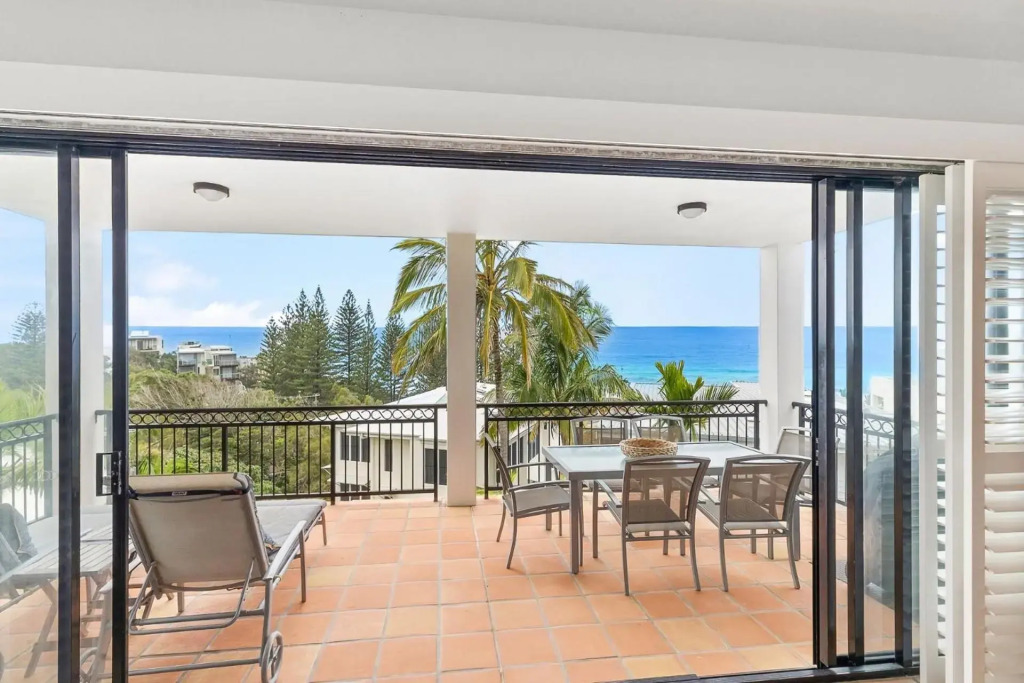4 Hilltop Villas Enjoy Ocean Views From The Heart Of The Village