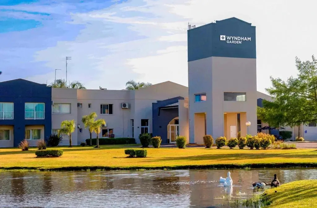 Howard Johnson Inn Campana