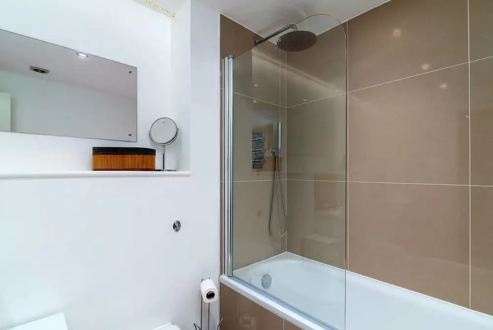 Beautiful Flat For 3 With A Garden In Acton