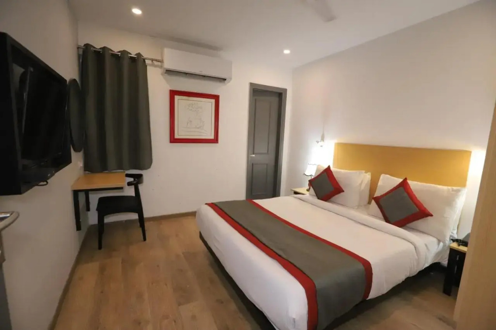 Qotel Hotel La Sarane Preet Vihar