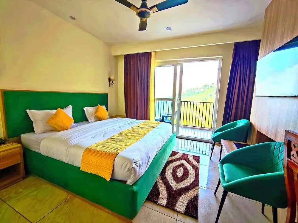 Hotel Pines And Peeks By Tws Hotels
