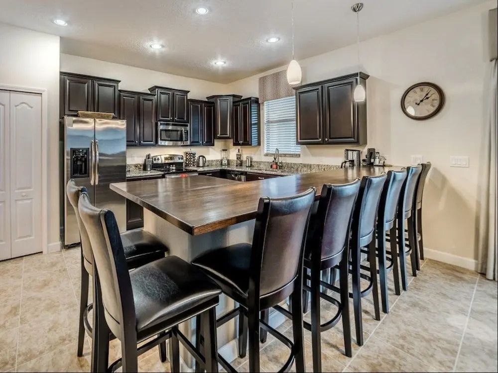 Stunning Champion's Home