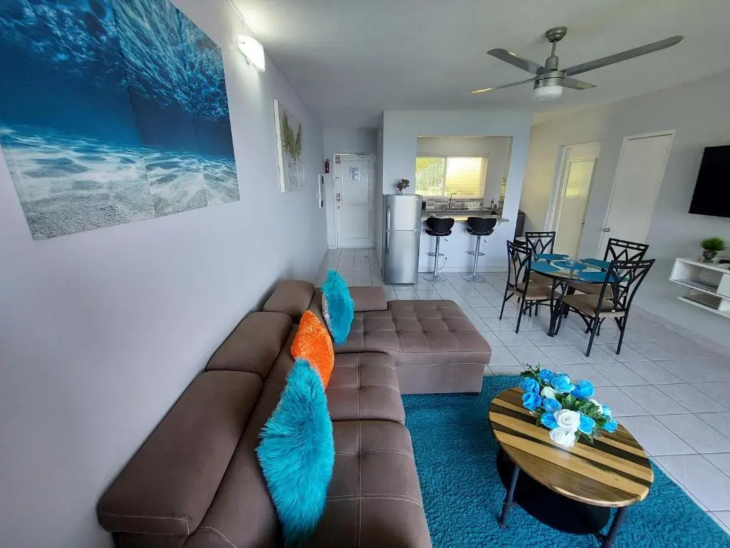 Contemporary Ocean view 2bed Carib Ocho Rios Condo