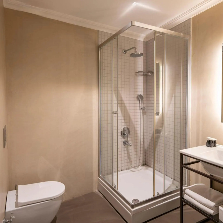 Orya Hotel