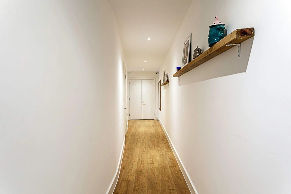 Quiet and Spacious Four Bedroom House