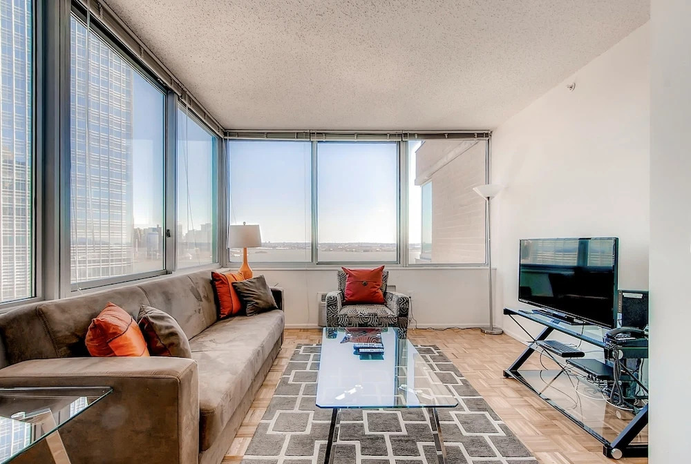 Global Luxury Suites at Exchange