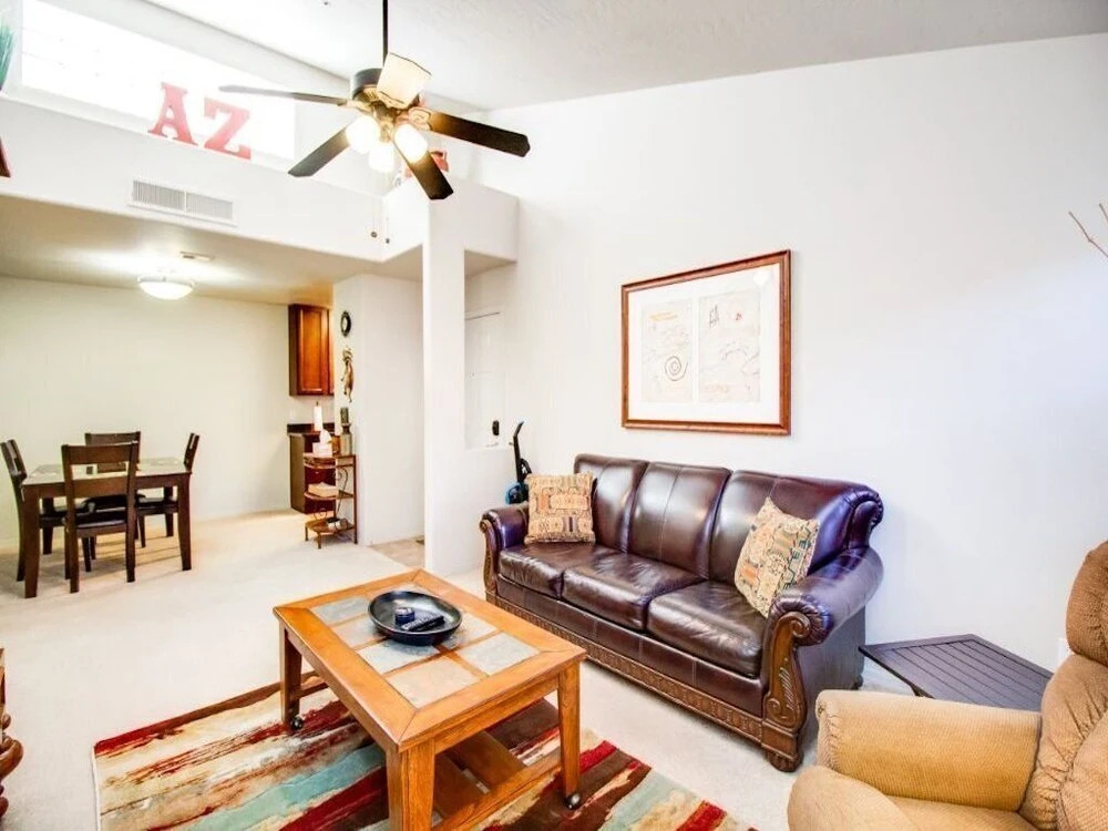 Beautiful Condo in Prime Scottsdale Location!