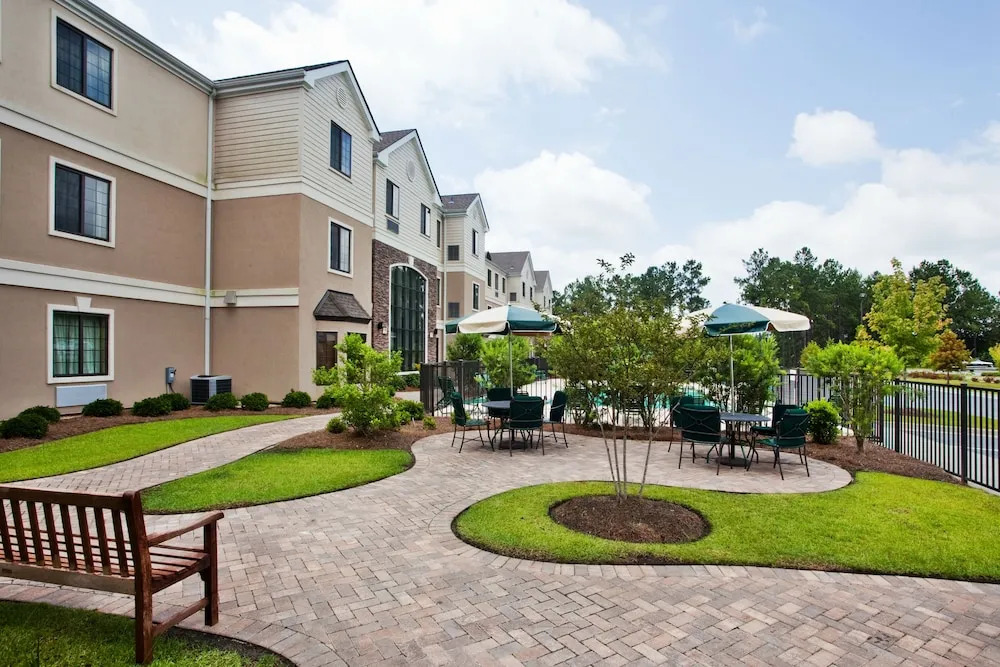 Staybridge Suites Savannah Airport