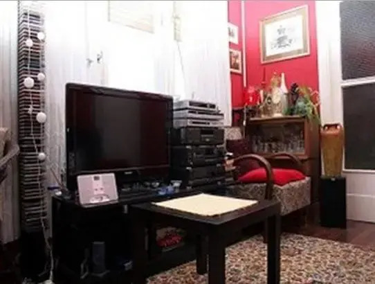Lonyay Street Apartment