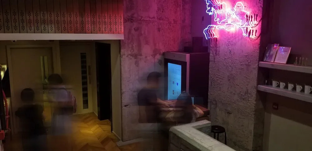 Up-otel