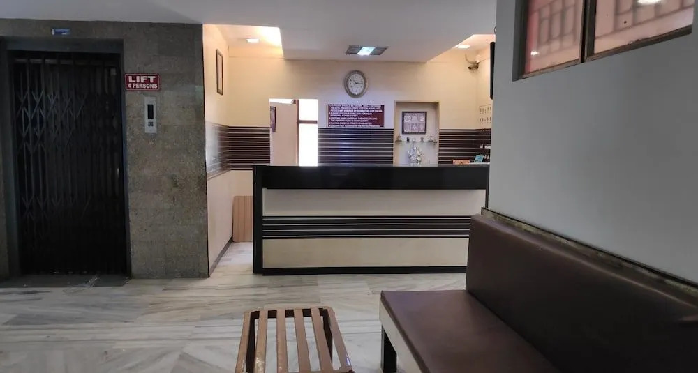 Spot on 42519 Kota Hotels
