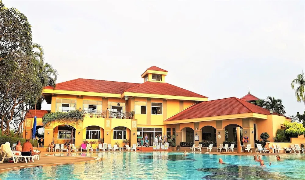 Stylish 2 bed Condo Jomtien