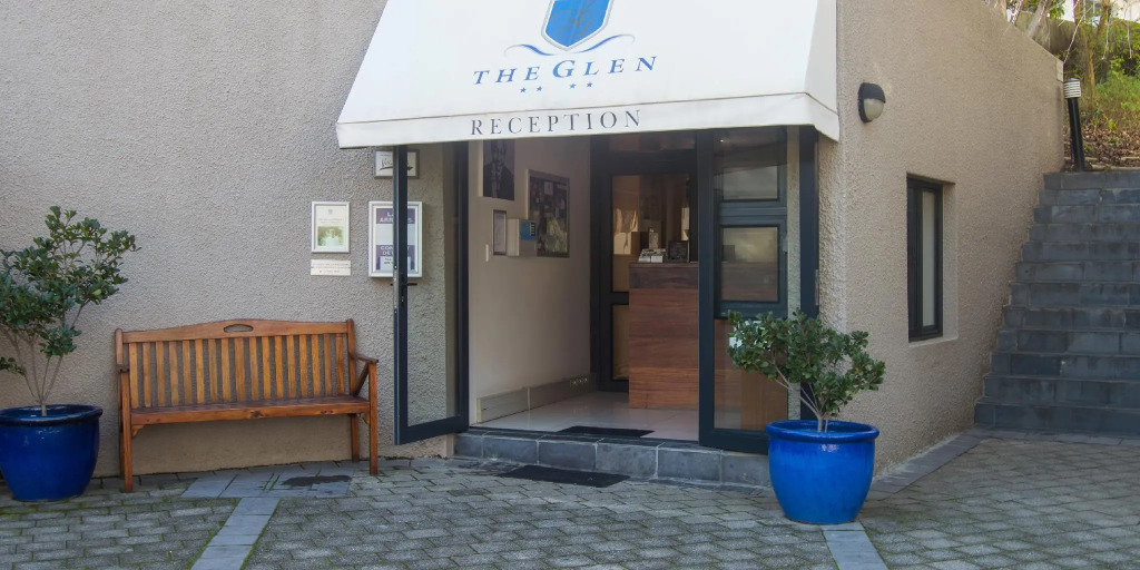 The Glen Apartments
