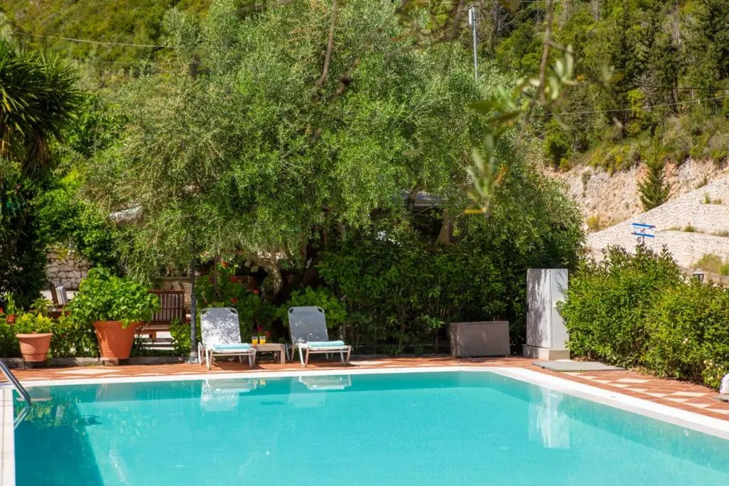 Evridikis Villas