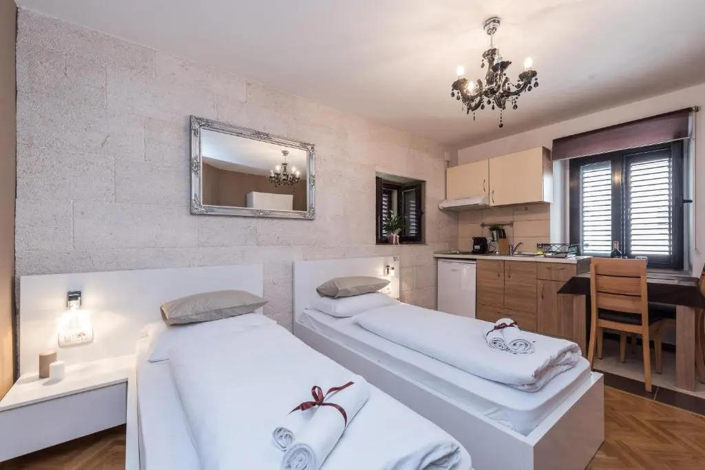 Apartments Donat