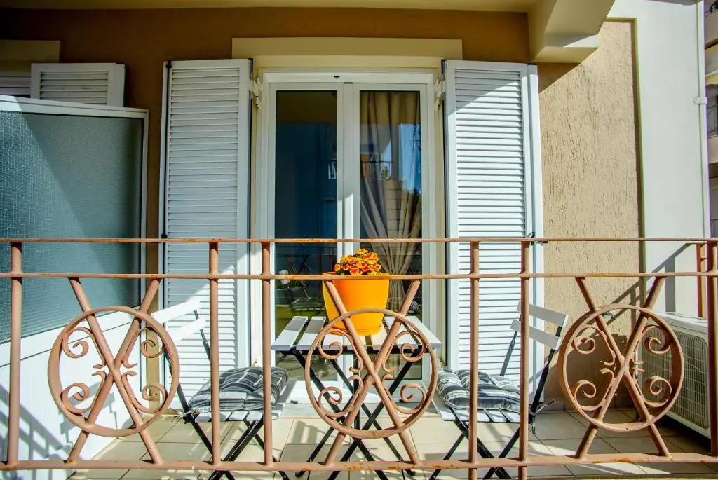 Elena's apartment [2]