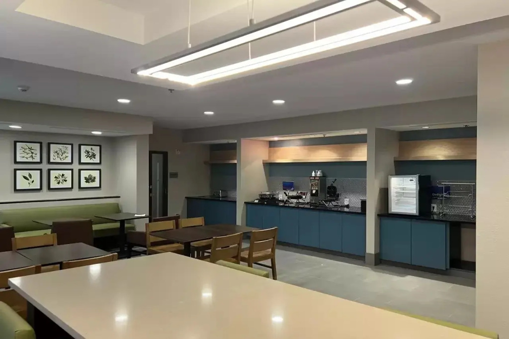 Country Inn & Suites by Radisson, LSU - Medical Corridor