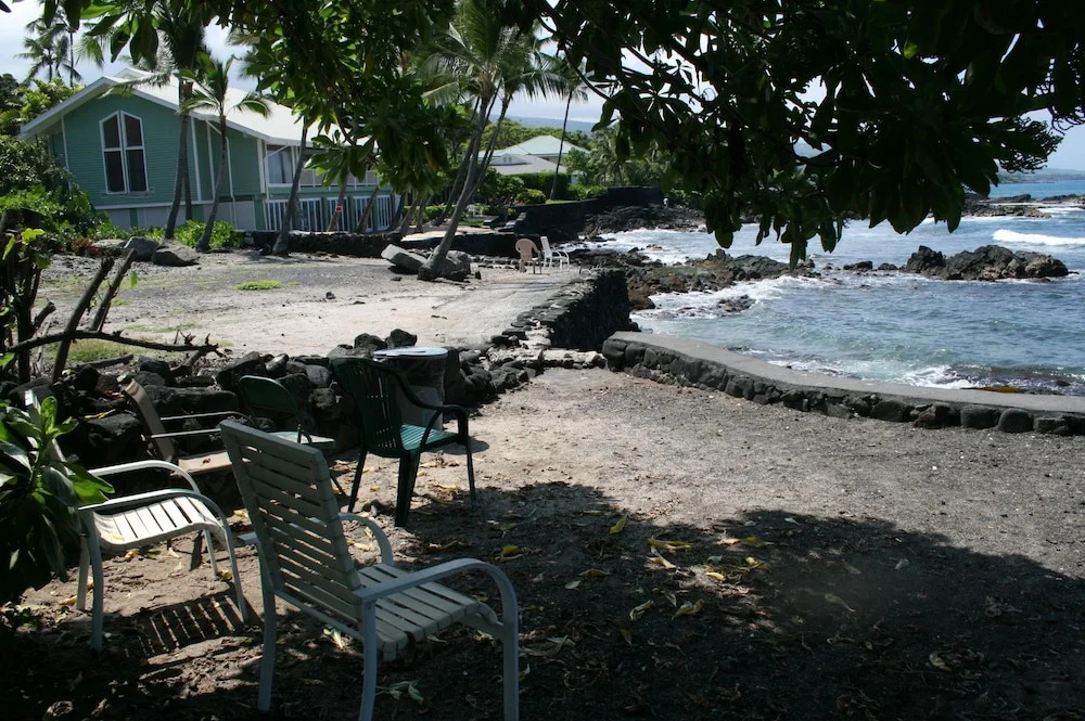 Alii Point by RedAwning
