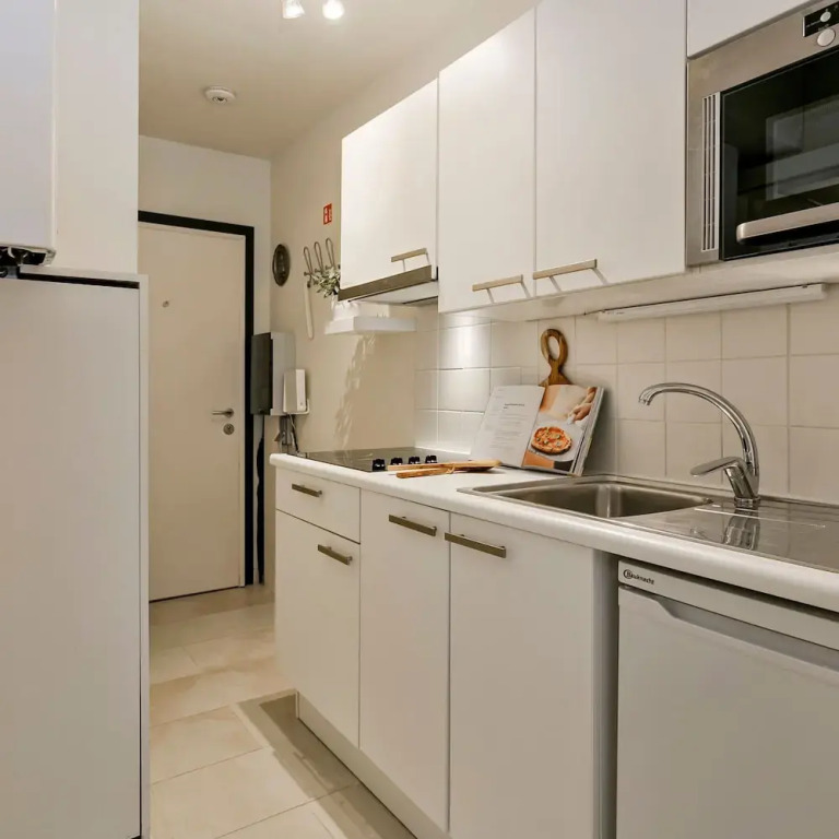 Modern yet Very Cosy and Sunny Flat