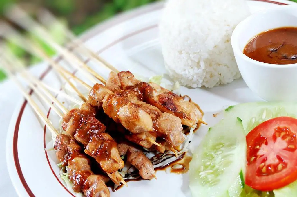 Sari Bunga Hotel - Legian, walking distance to Legian Beach