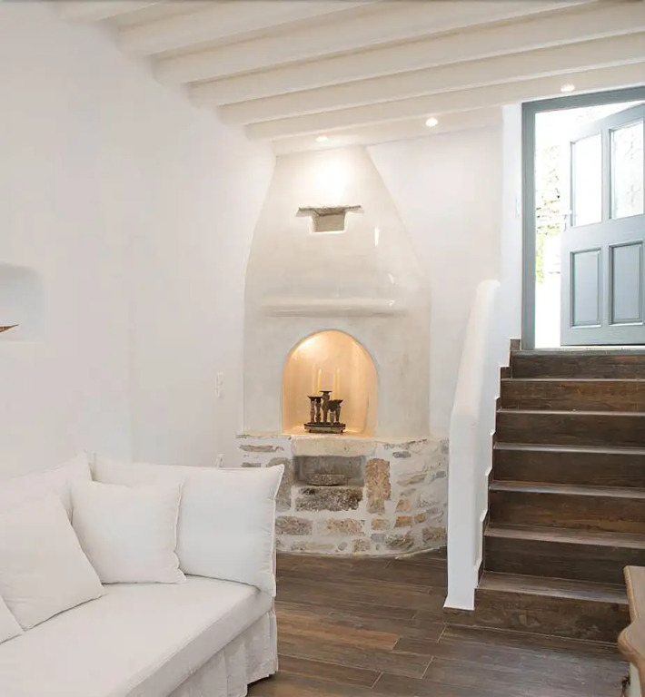 Athina Exquisite Houses