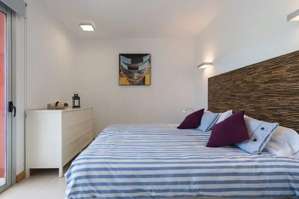 Chalet in Salobre With Private Heated Pool