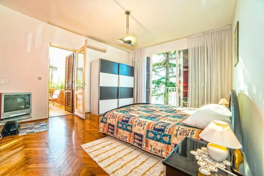 Apartments Matak 1003