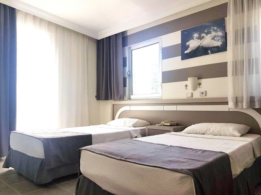 Yade Luxe Hotel