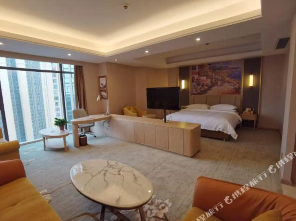 Vienna International Hotel (Chengdu Happy Valley, Dongzikou Metro Station)