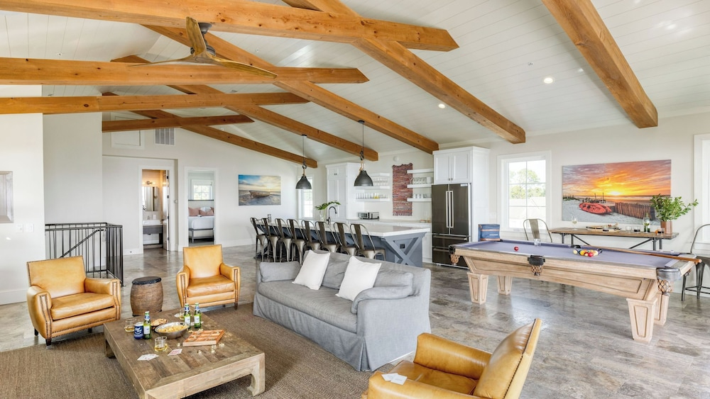 Sleeps 48, 2 Homes w/ Private Beach Access Bradley Circle Buyout by Avantstay