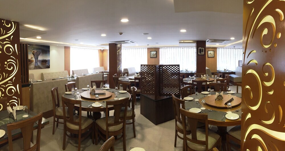 Fabhotel Prestige