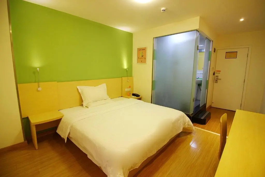 7Days Inn Zhuhai Doumen district government pedestrian street