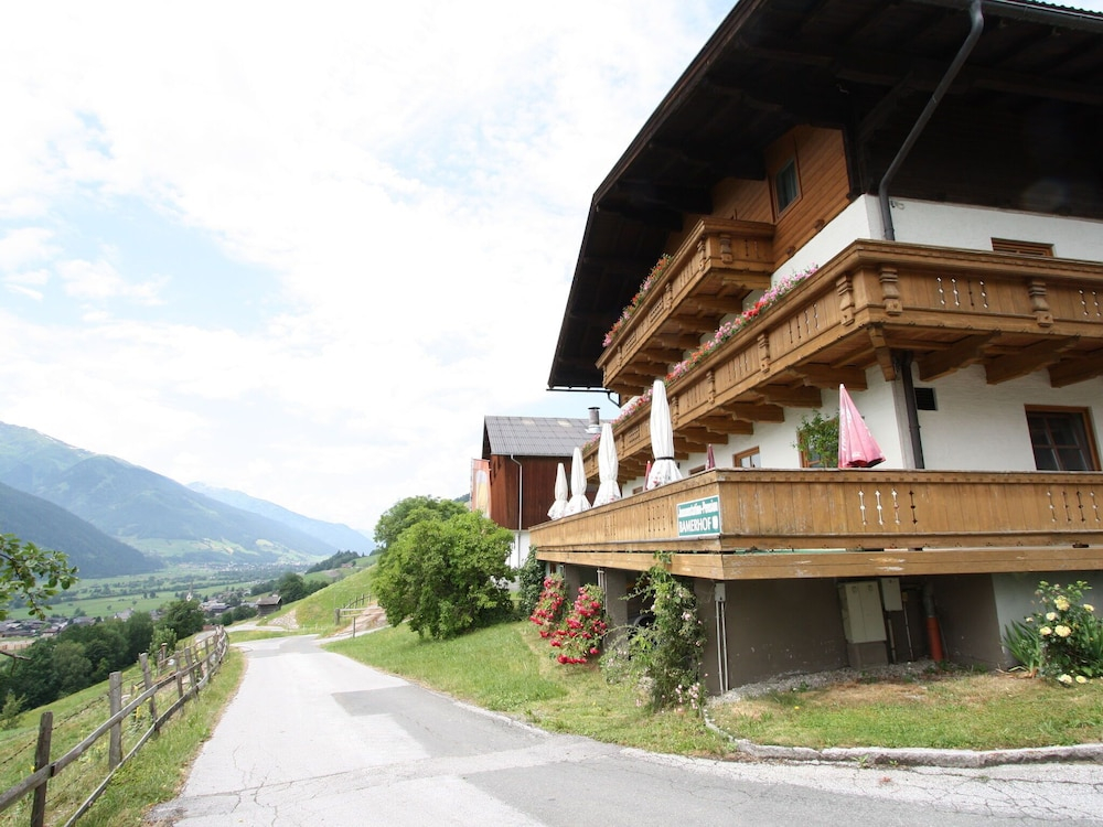 Vintage Apartment in Stuhlfelden With Balcony